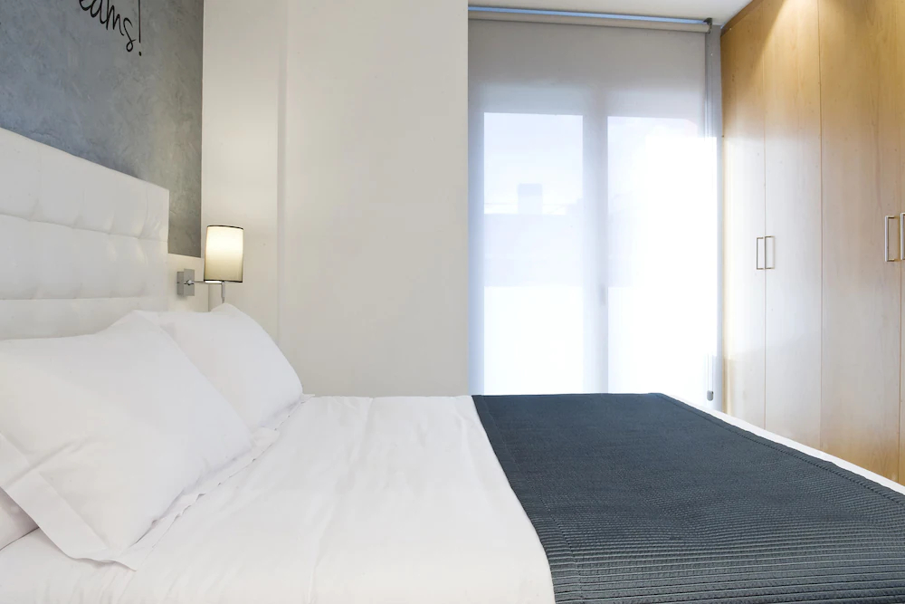 Home To Home Barcelona