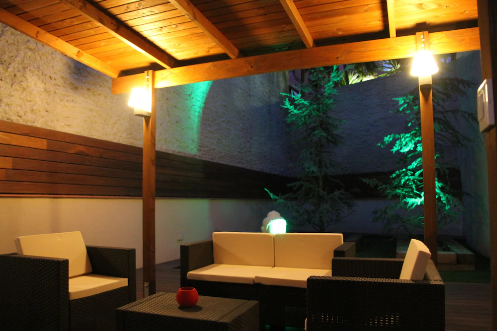 Home To Home Barcelona