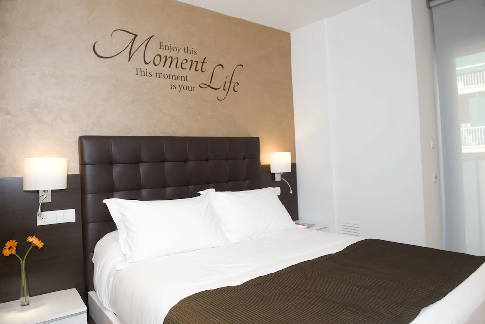 Home To Home Barcelona