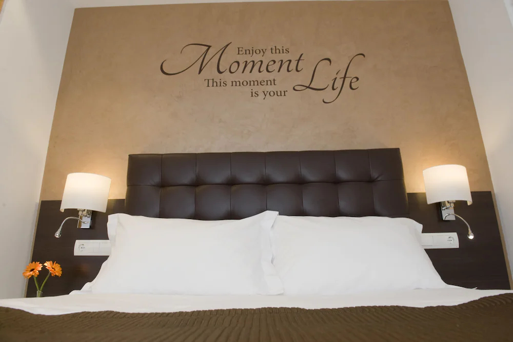 Home To Home Barcelona