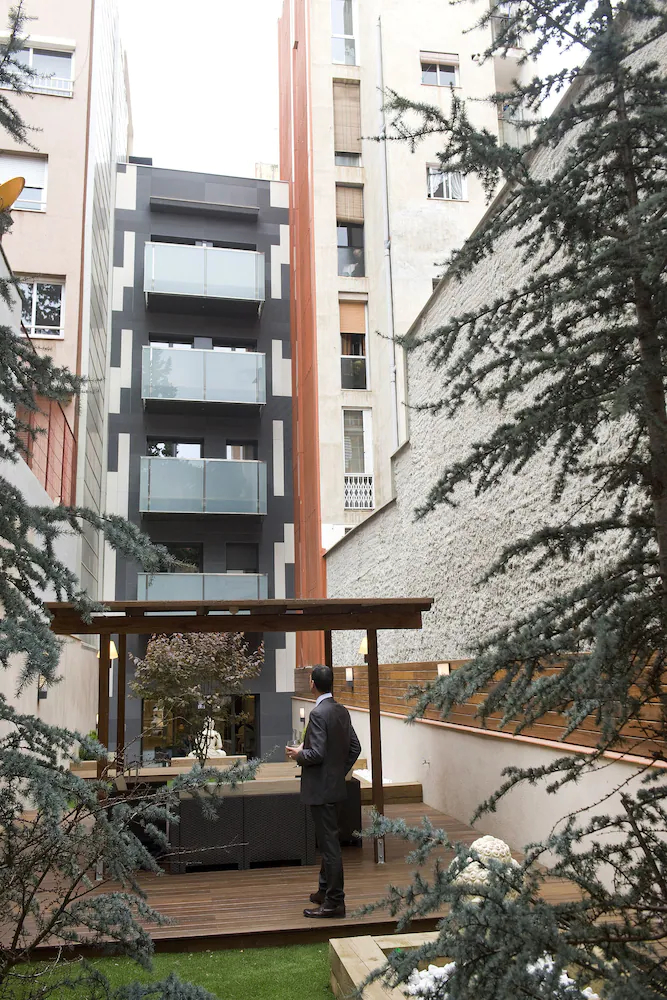 Home To Home Barcelona