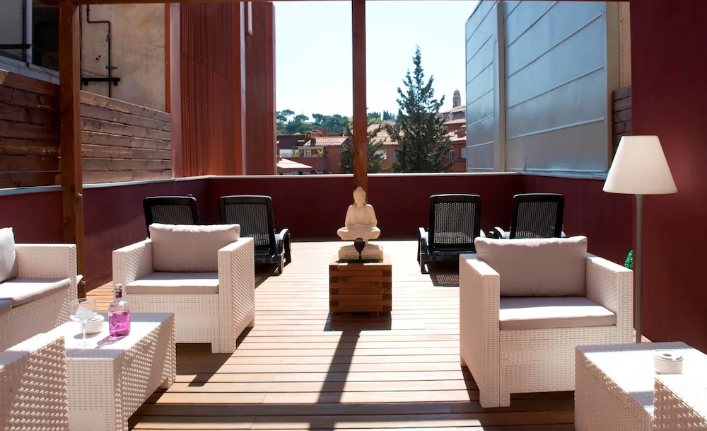 Home To Home Barcelona