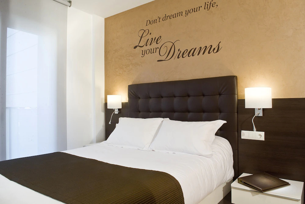 Home To Home Barcelona