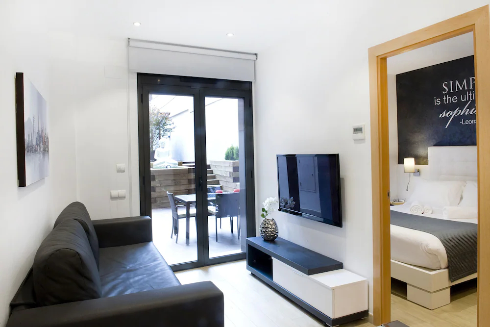 Home To Home Barcelona