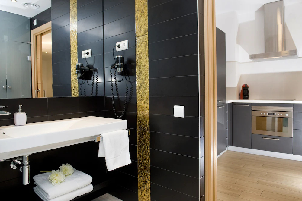 Home To Home Barcelona