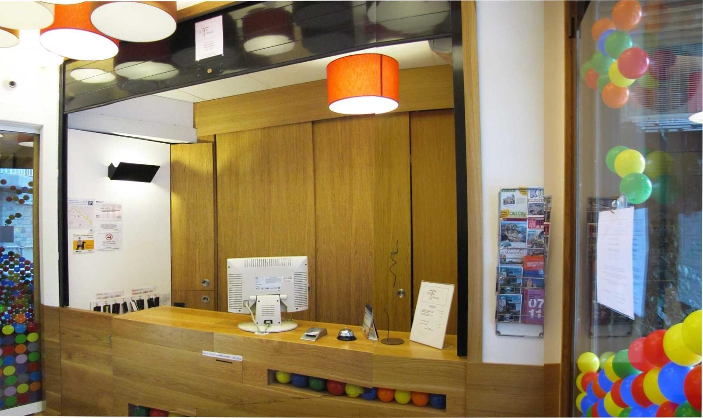 Hostal Athenas Sant Adria de Besos