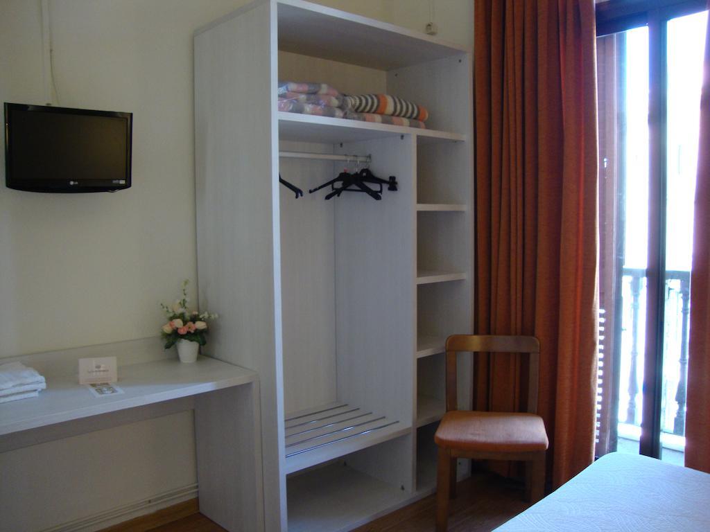 Hostal Fontanella