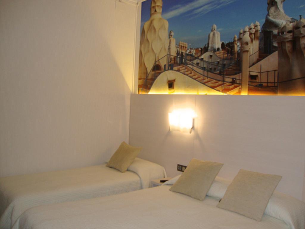 Hostal Fontanella