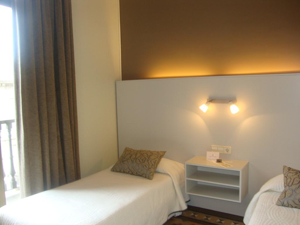 Hostal Fontanella
