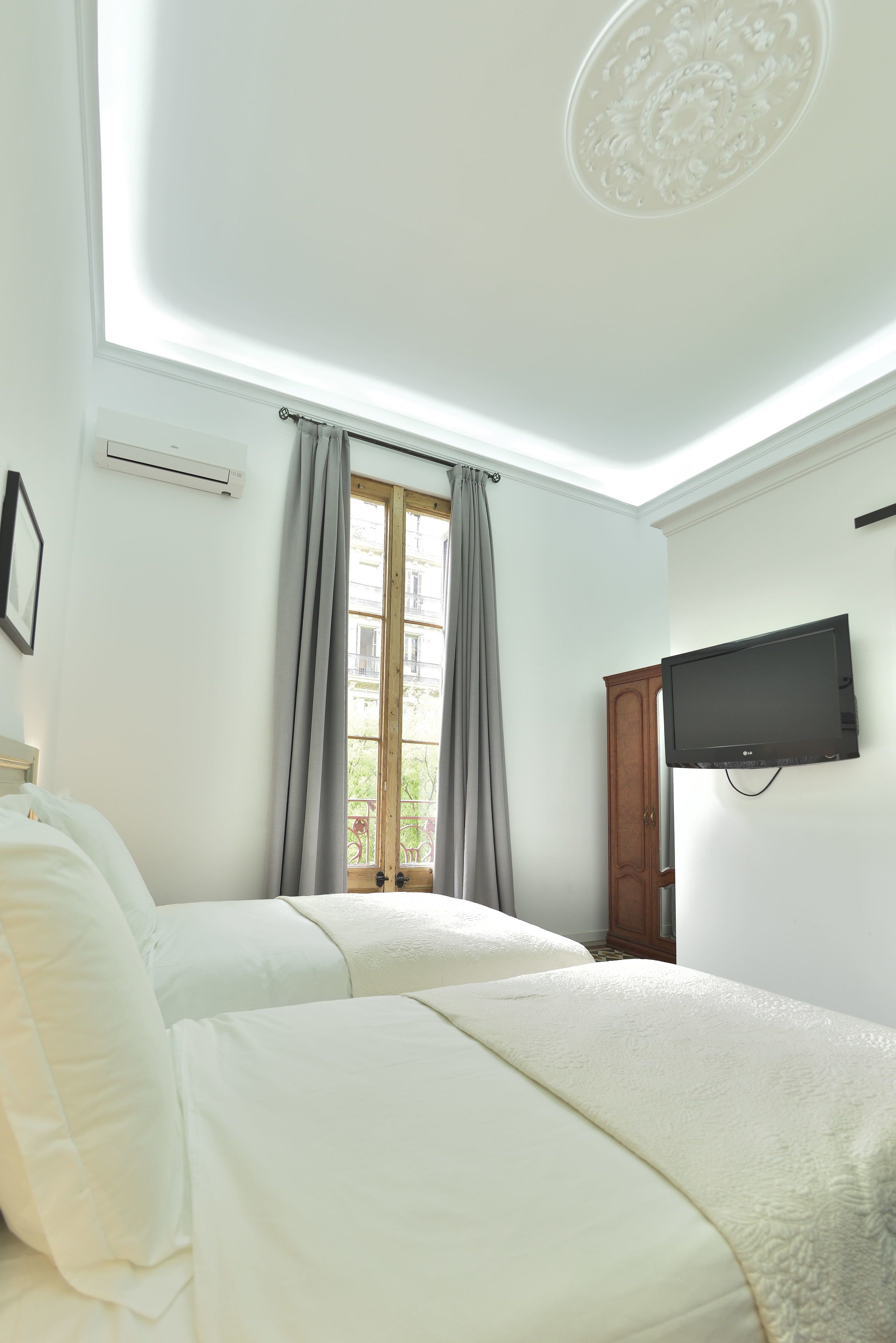 Hostal Girona