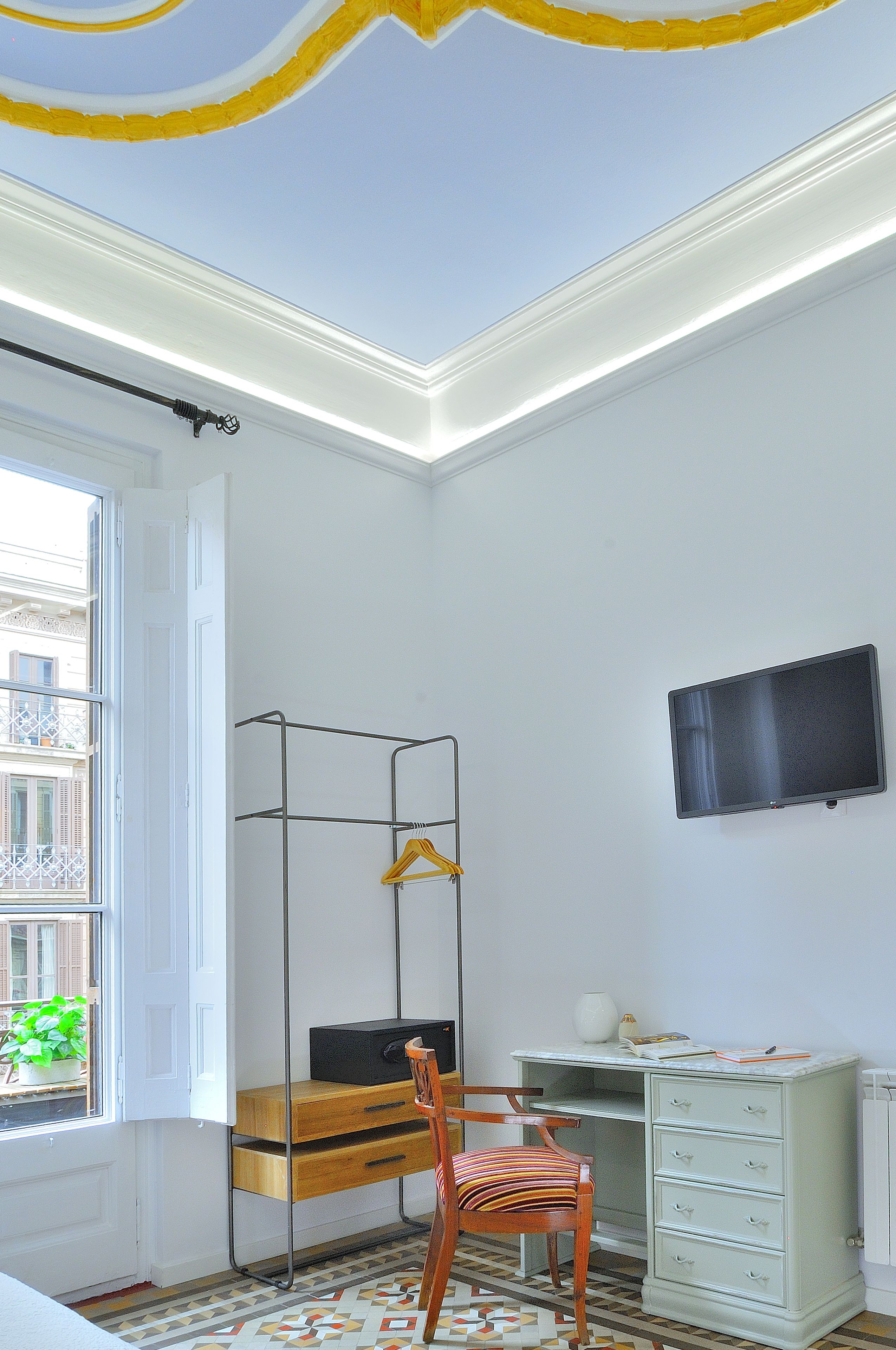 Hostal Girona