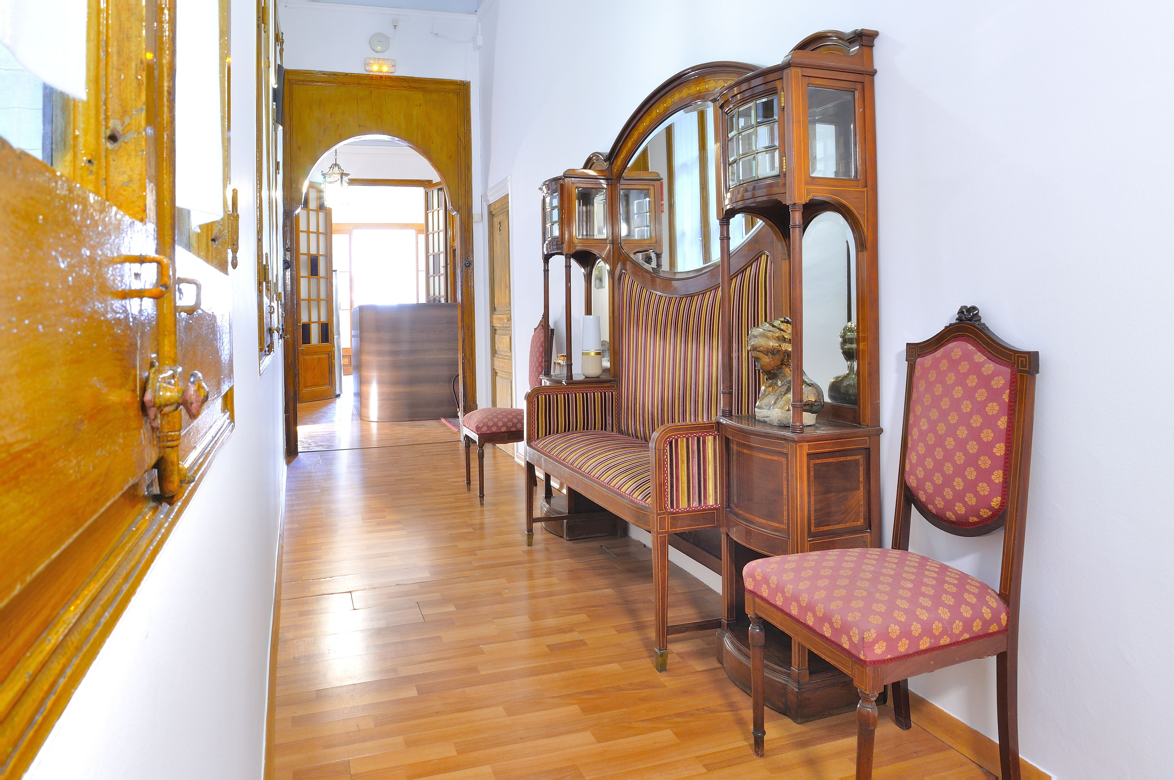 Hostal Girona