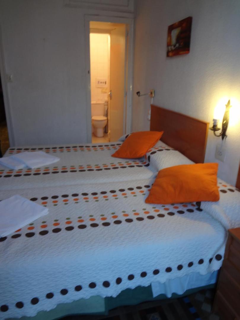 Hostal Lima
