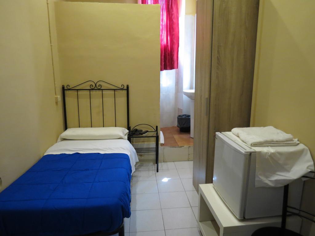 Hostal Nou Raval
