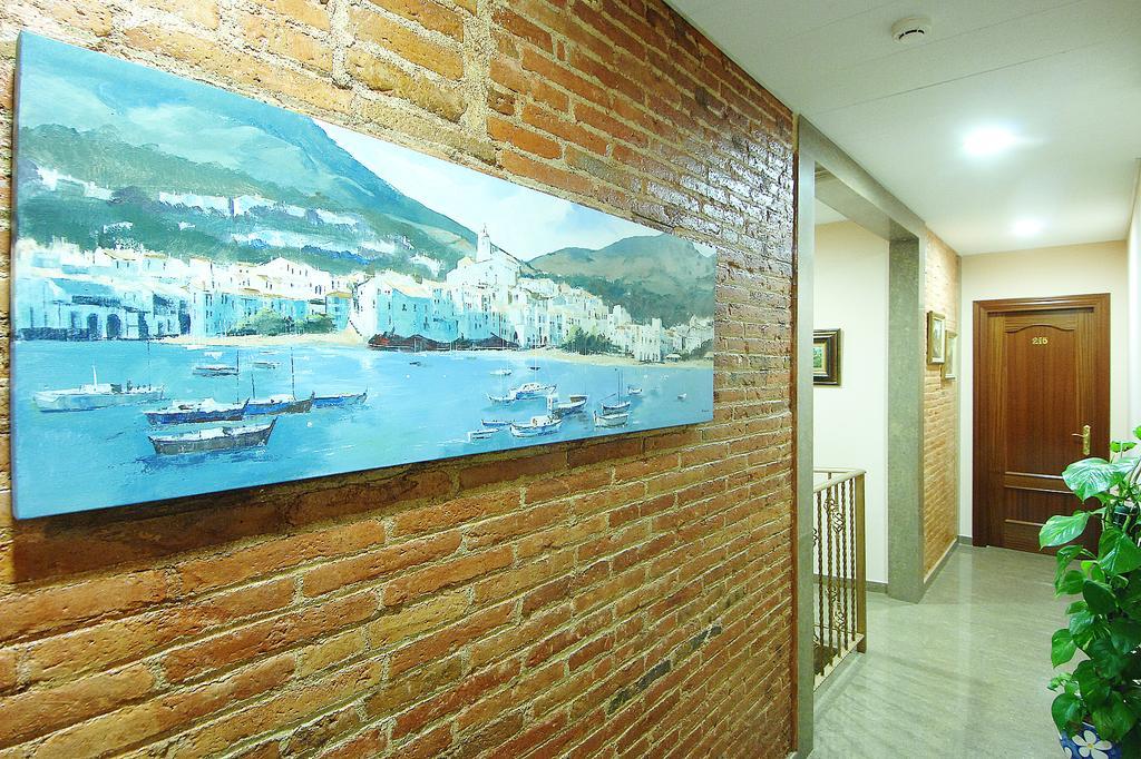 Hostal Orleans Barcelona