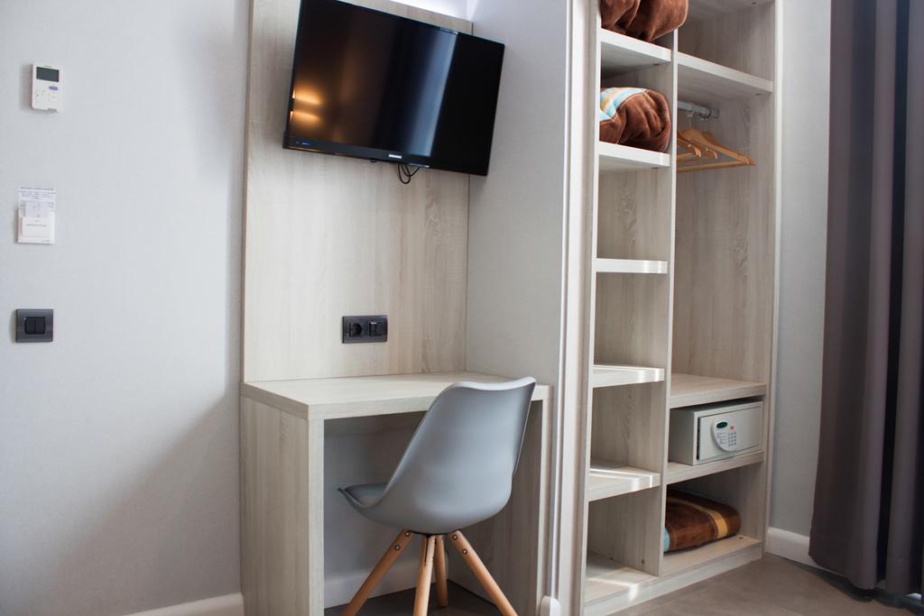 Hostal Plaza Goya BCN