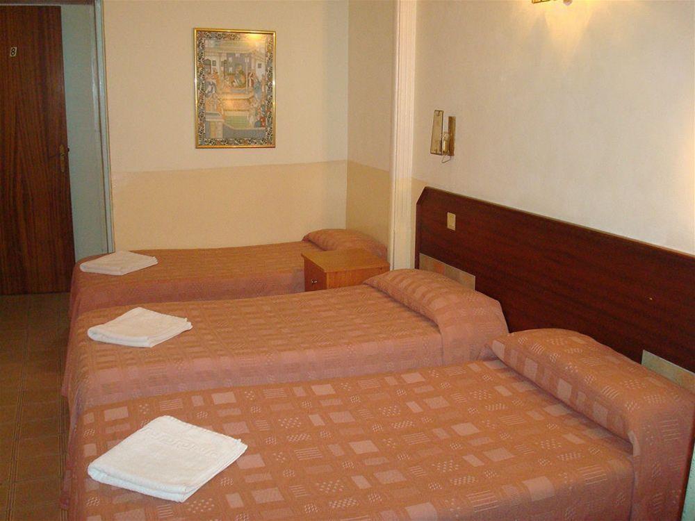 Hostal Rembrandt
