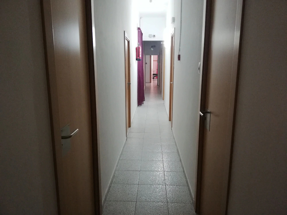 Hostal River