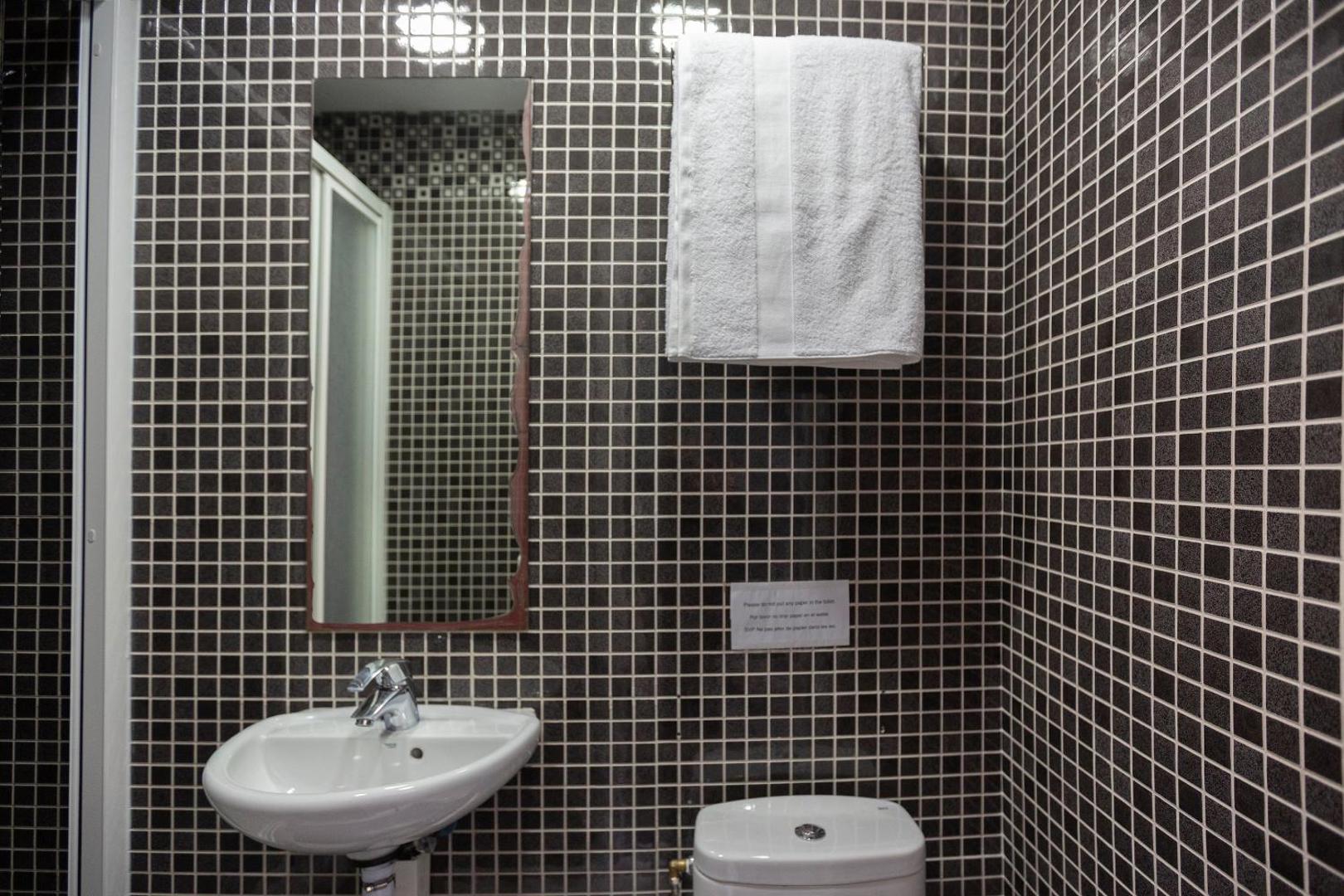 Hostal Sol Y K