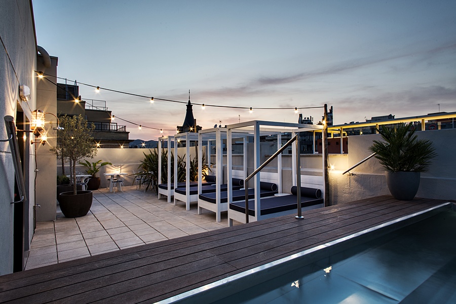 Hotel Midmost