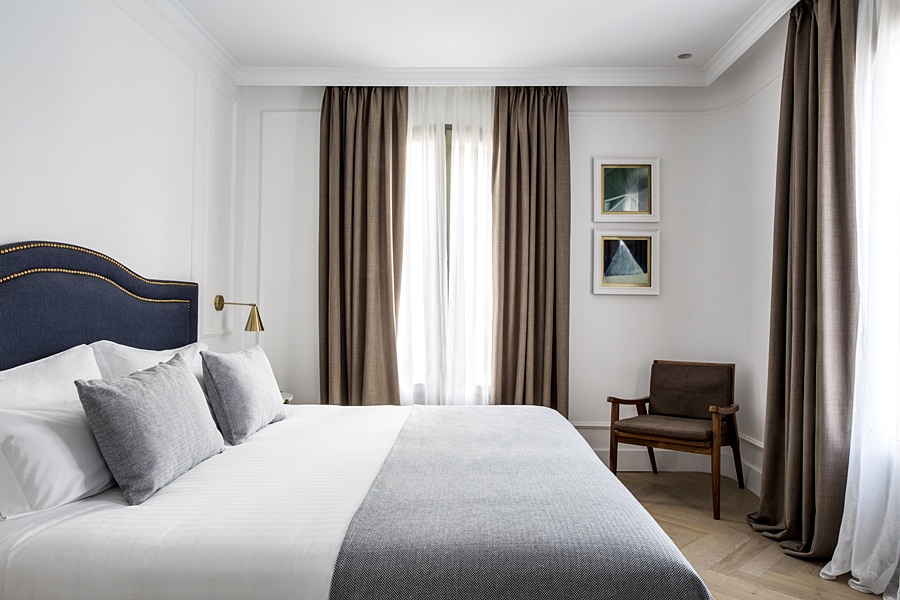 Hotel Midmost