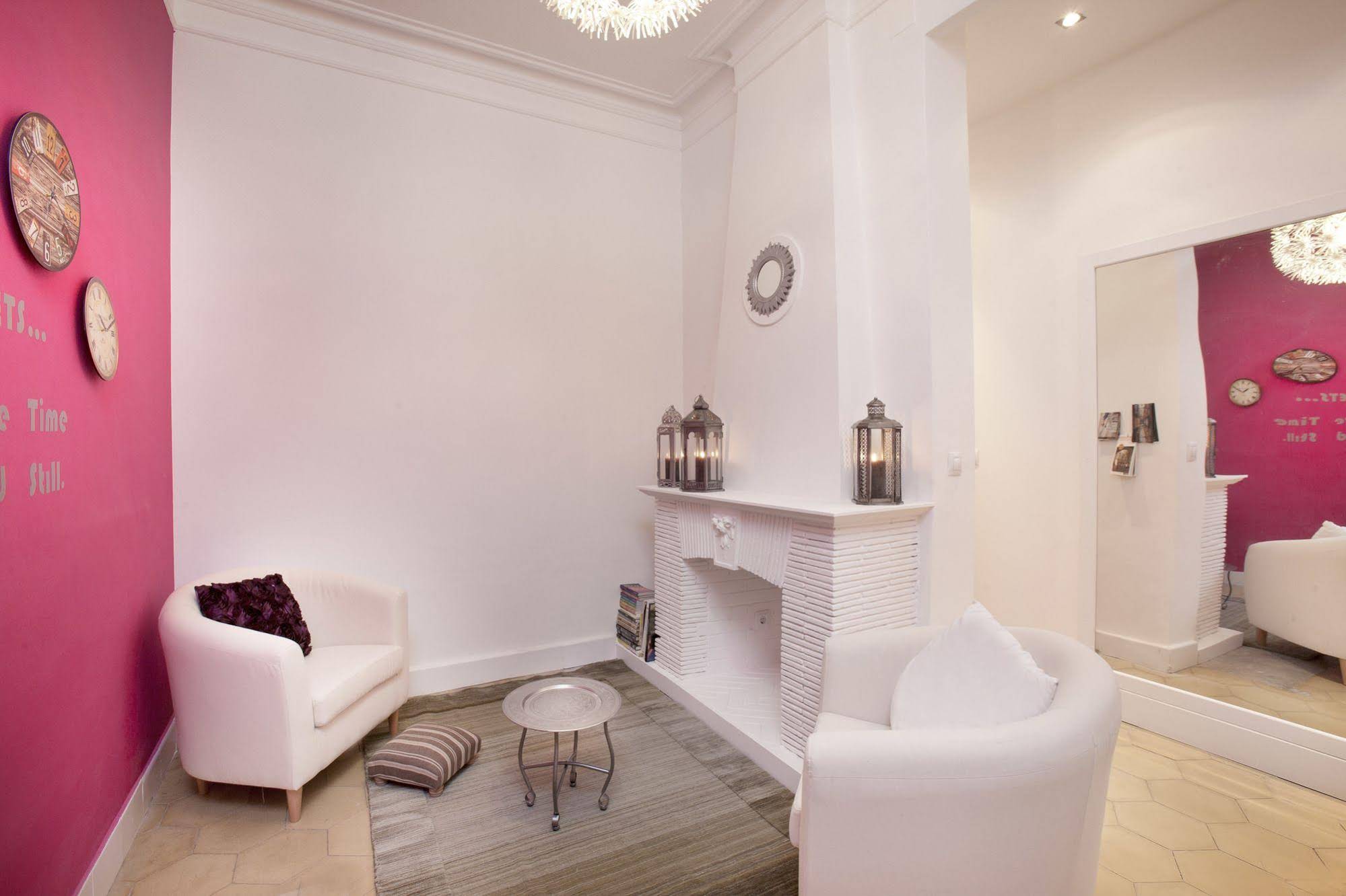 Jardinets Guest House
