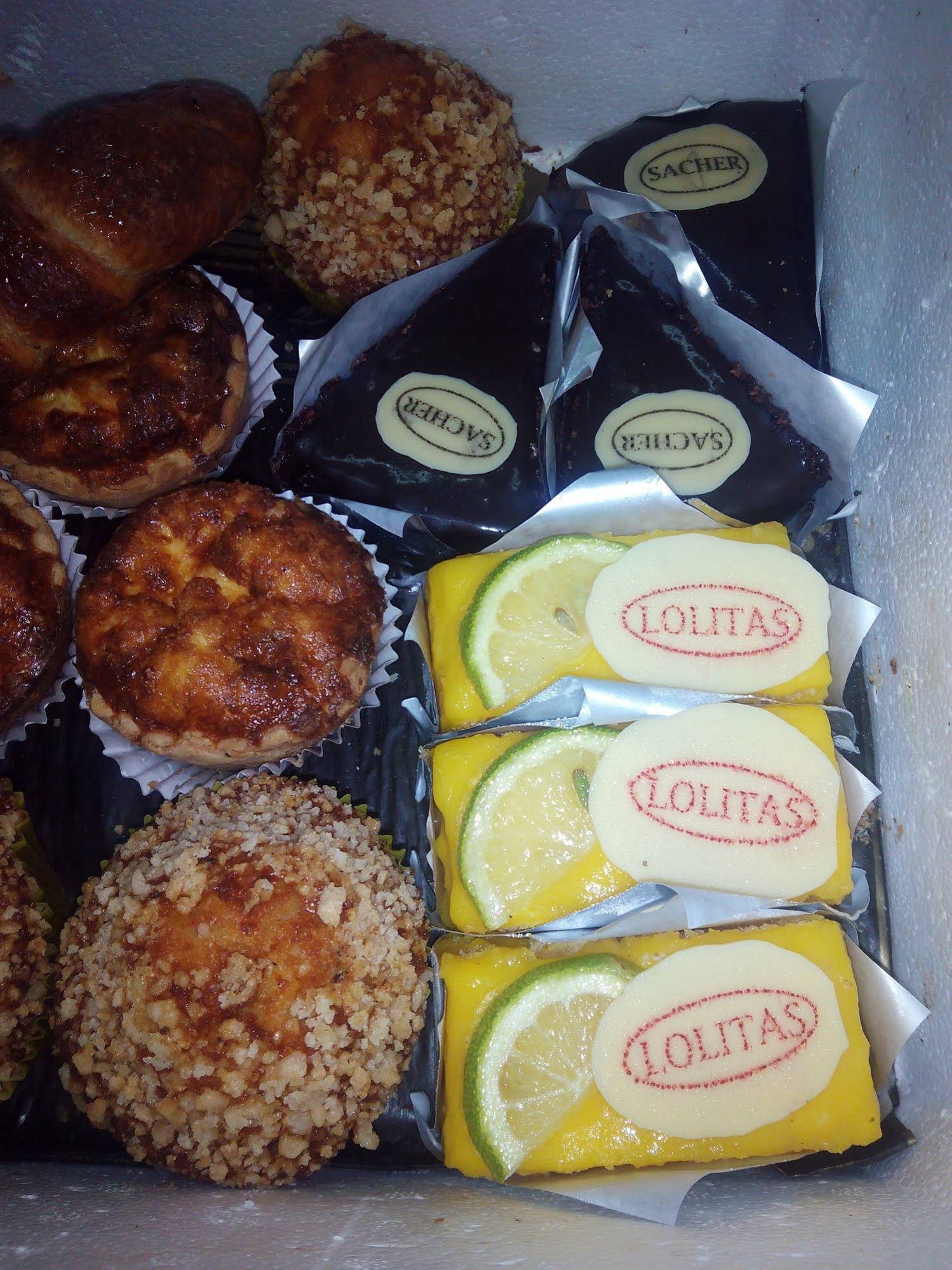 Lolita B and B