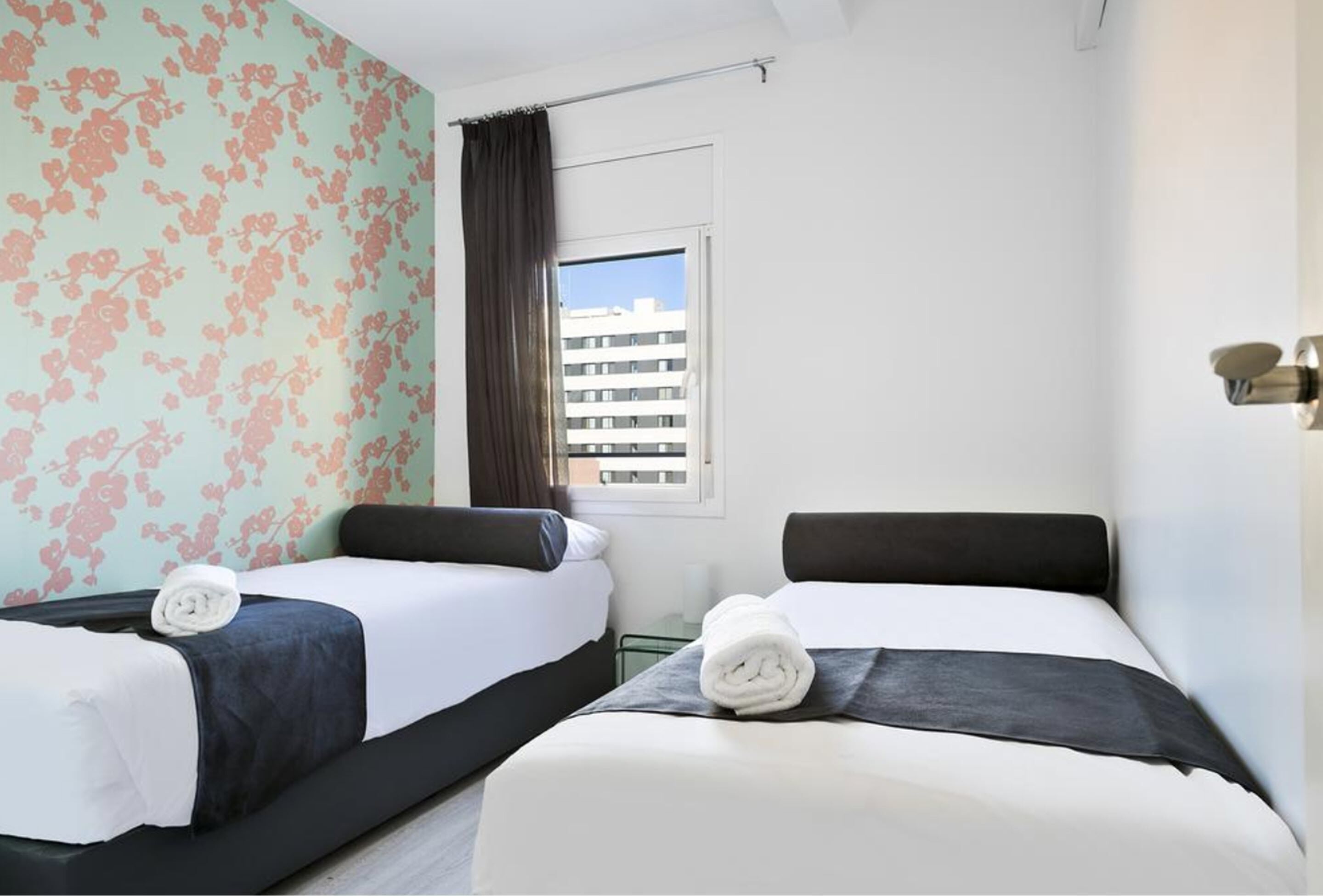 Mar Apartments