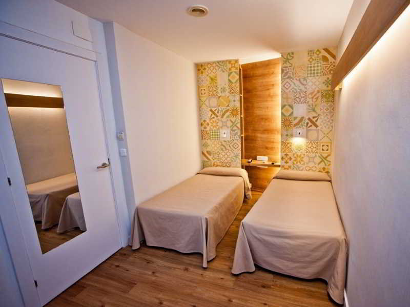 Mare Nostrum Hostal