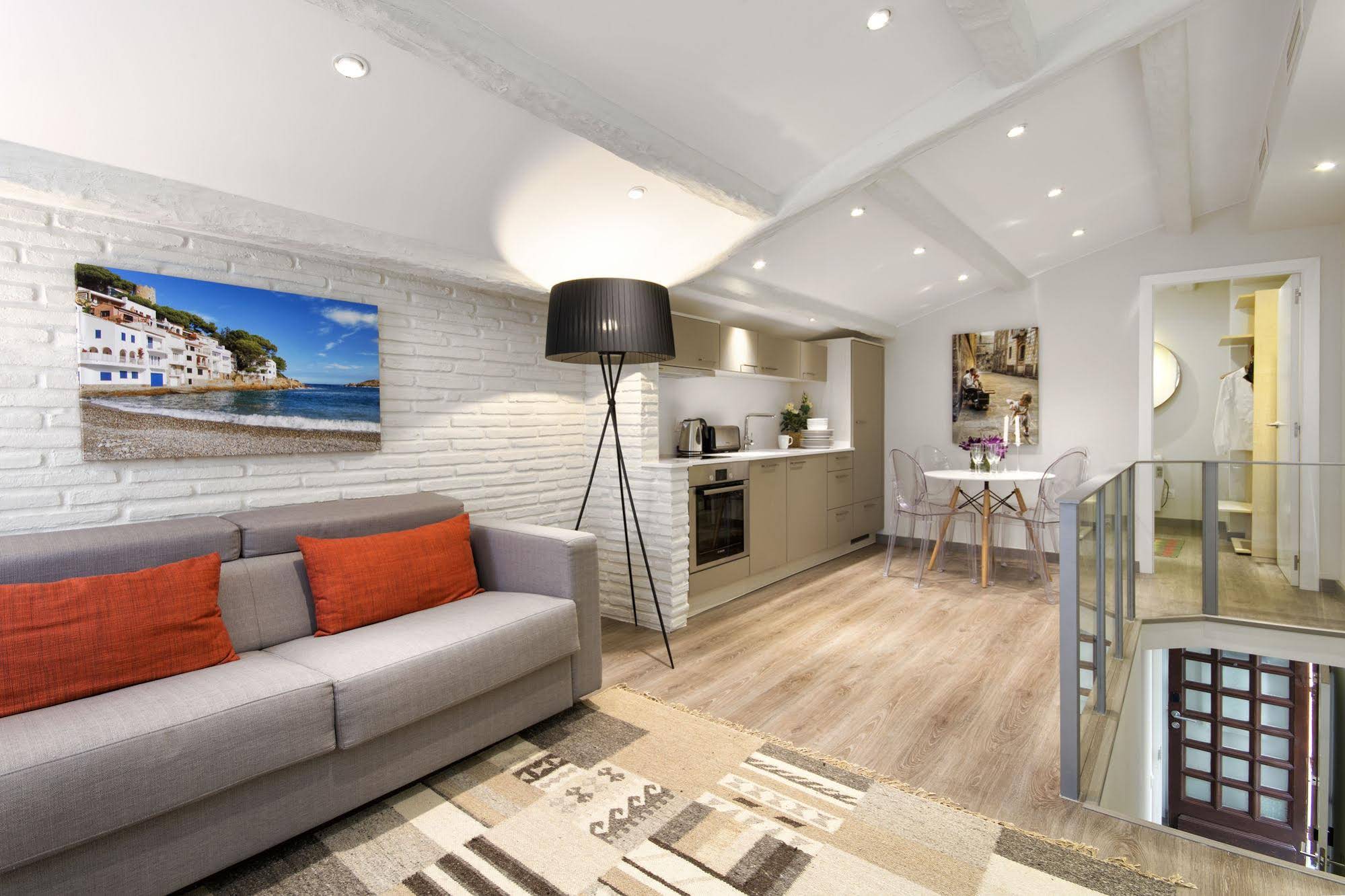 Mercedes Heritage Barcelona Apartments