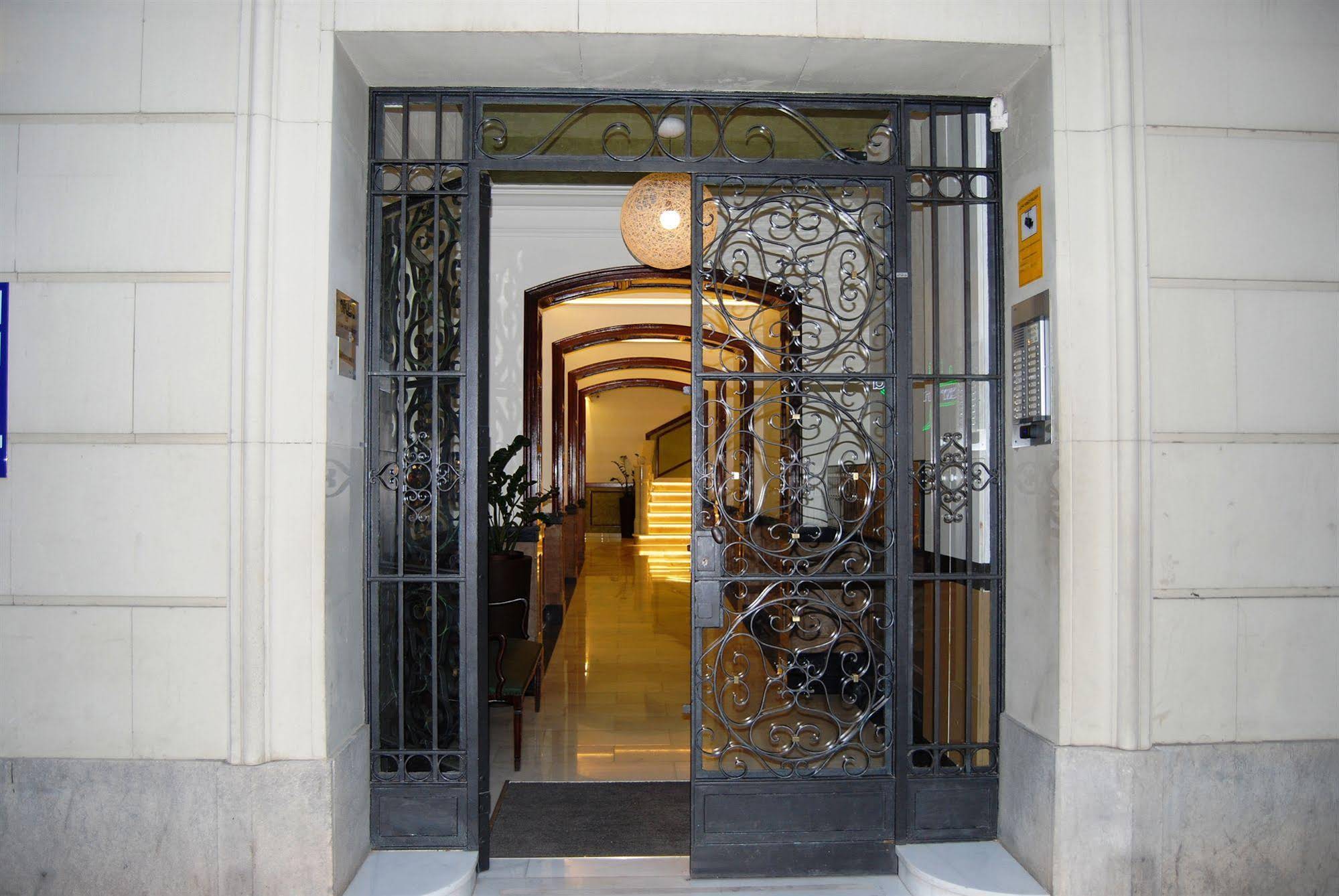 Mercedes Heritage Barcelona Apartments