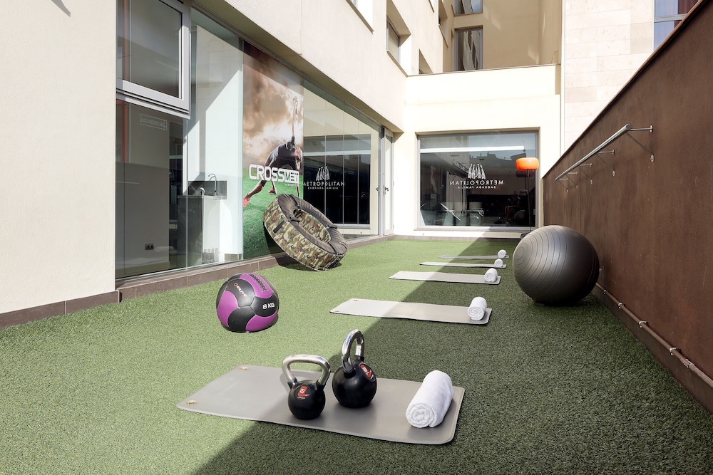 Metropolitan Sport Residences