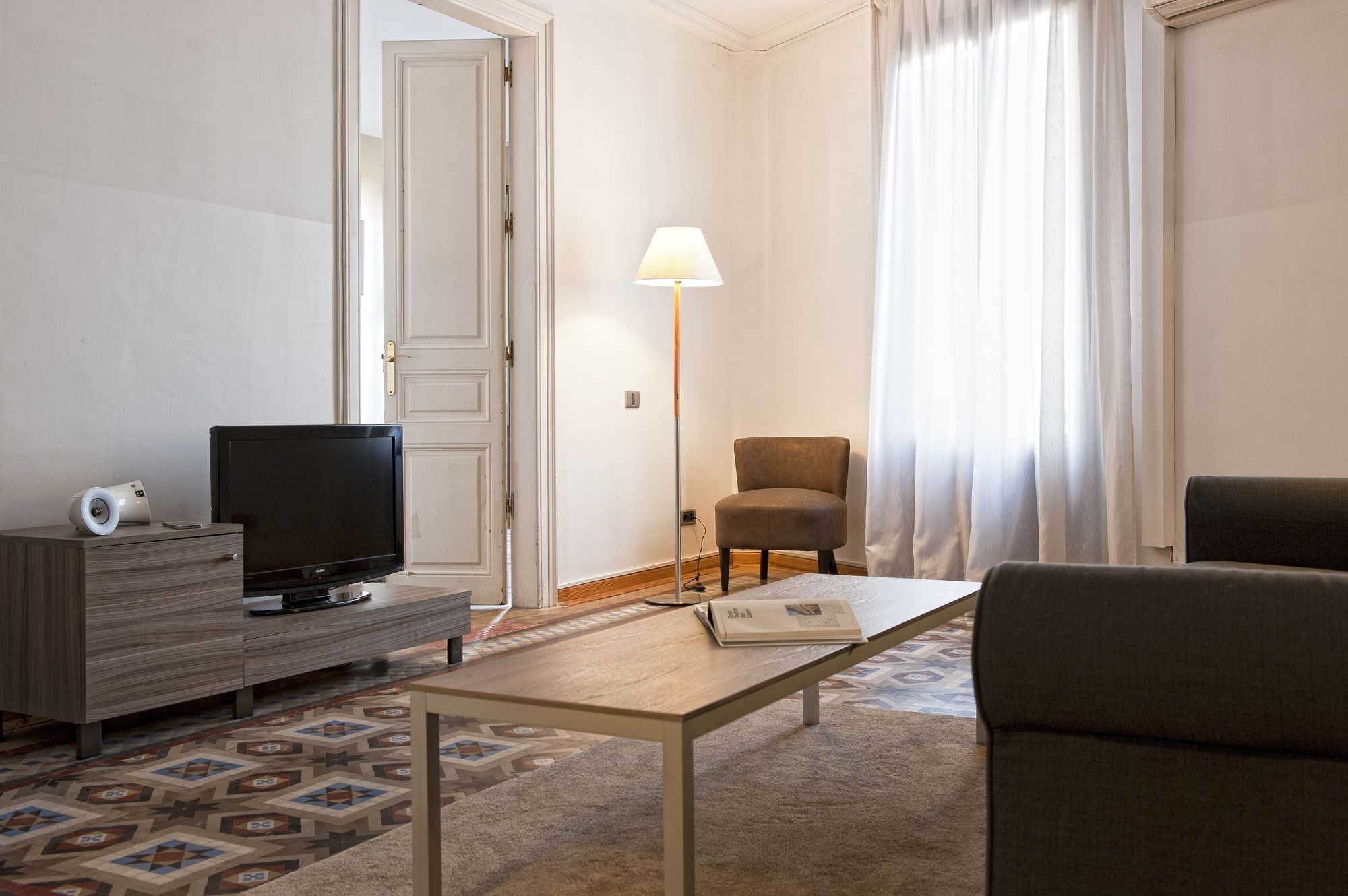 MH Apartments Central Barcelona