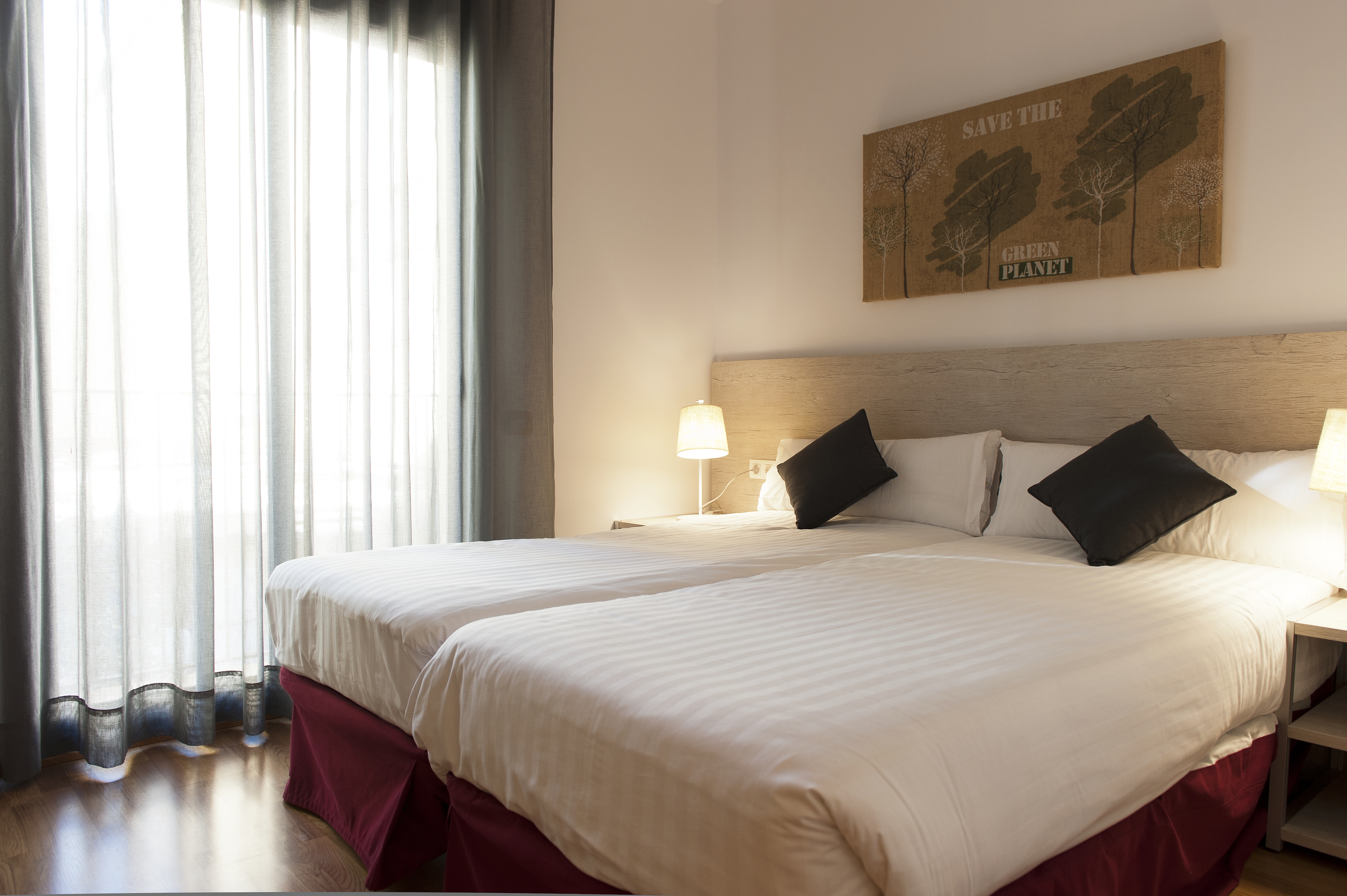 MH Apartments Gracia