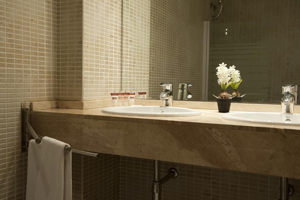 MH Apartments Gracia