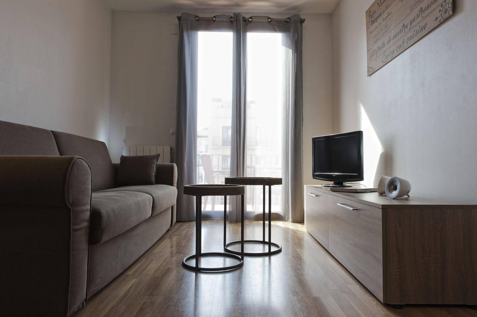 MH Apartments Liceo