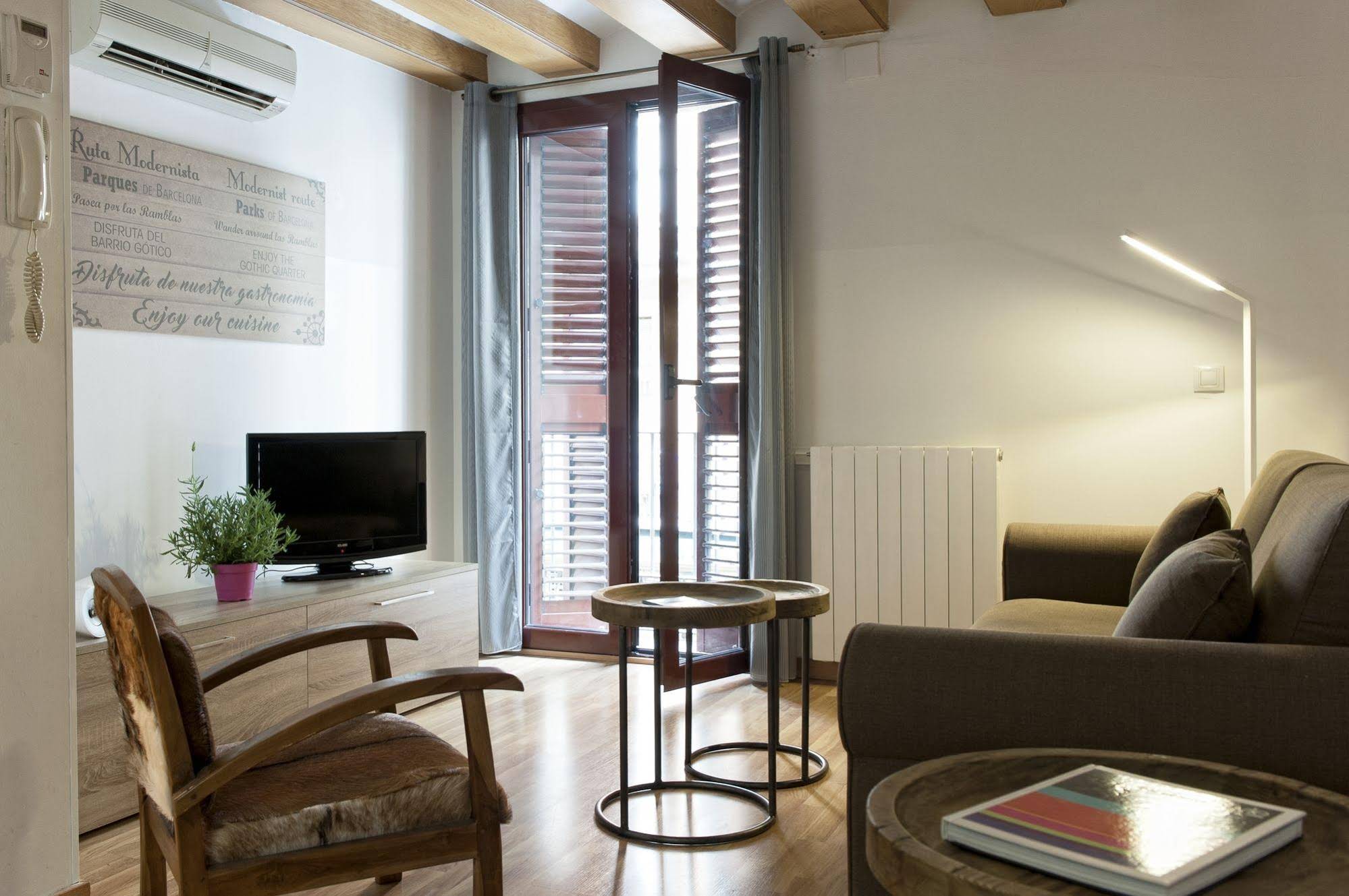 MH Apartments Liceo