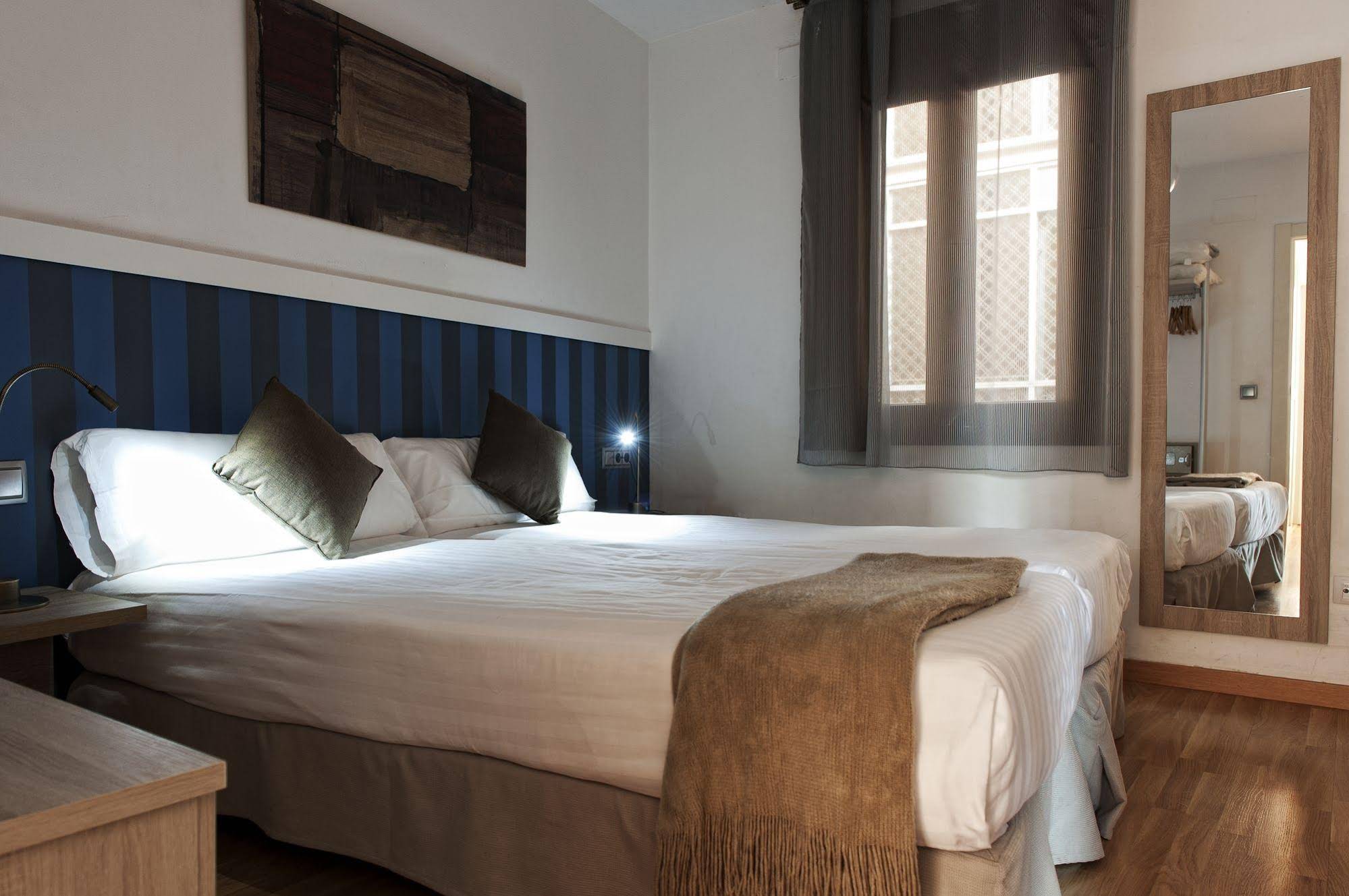 MH Apartments Liceo
