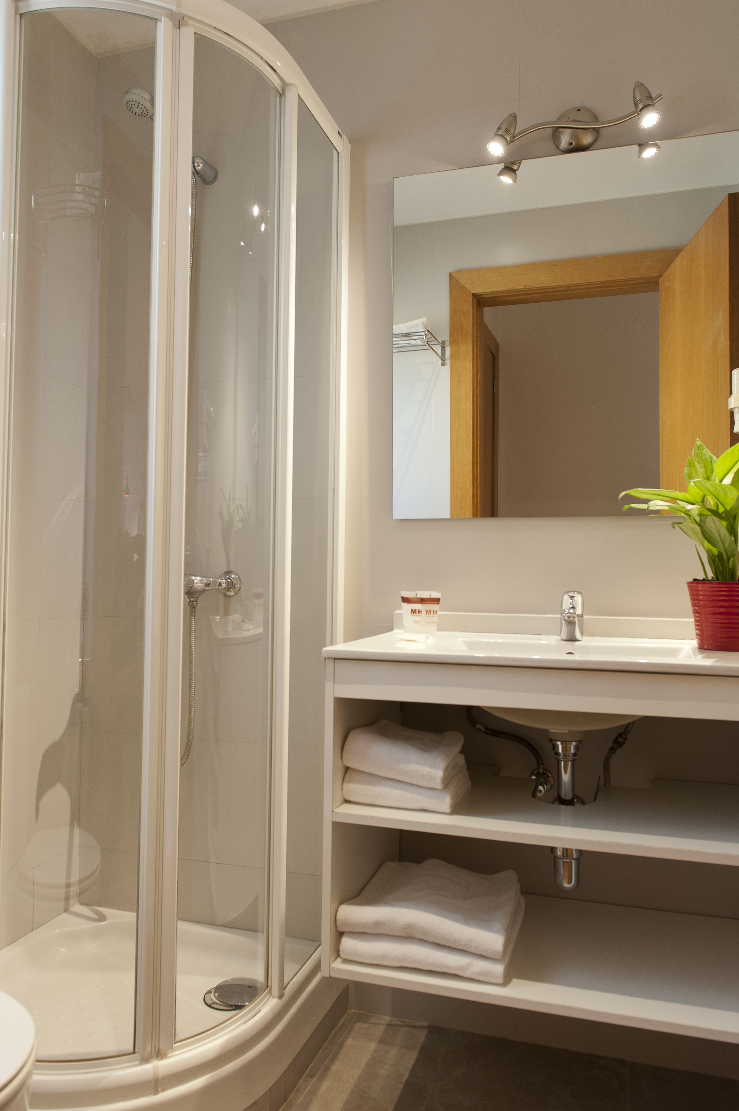 MH Apartments Sagrada Familia