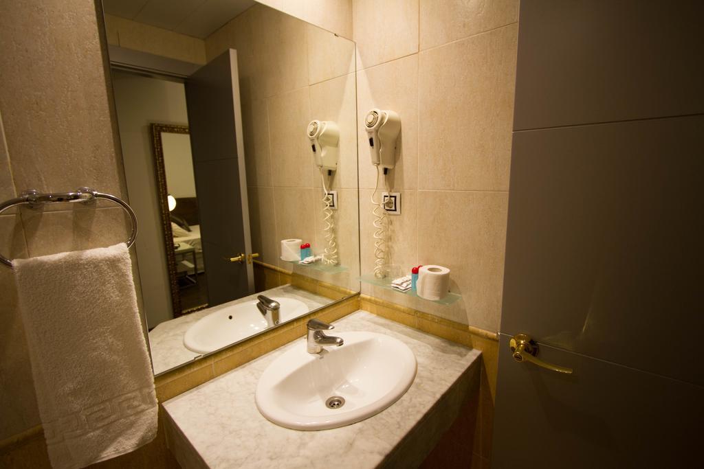 Hotel Moderno Barcelona