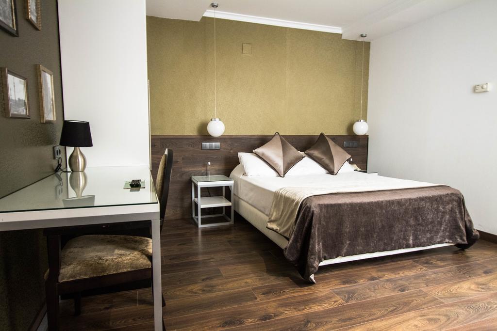 Hotel Moderno Barcelona