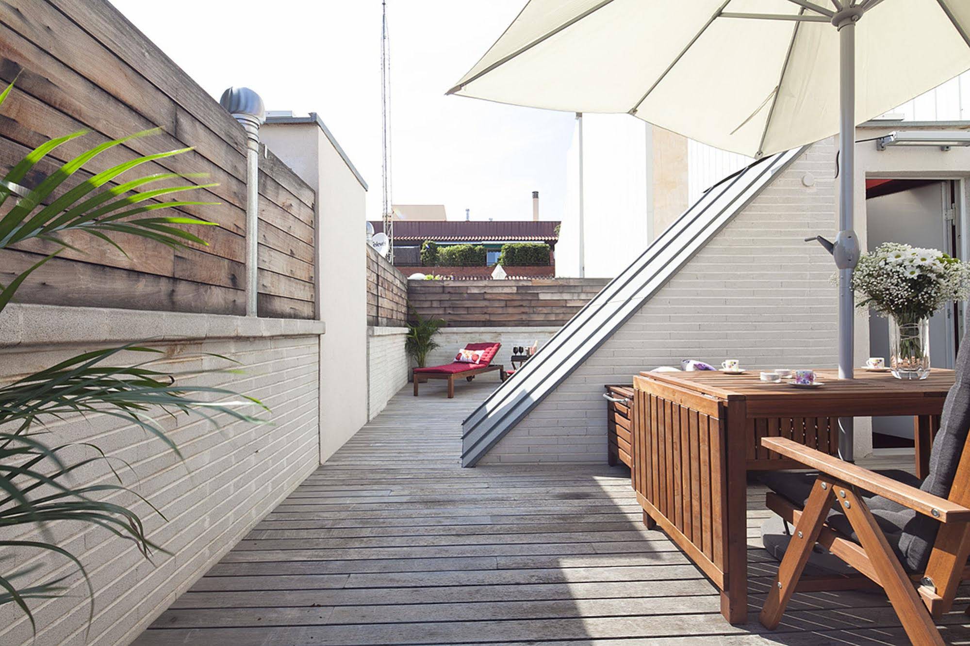 My Space Barcelona Gracia Pool Center