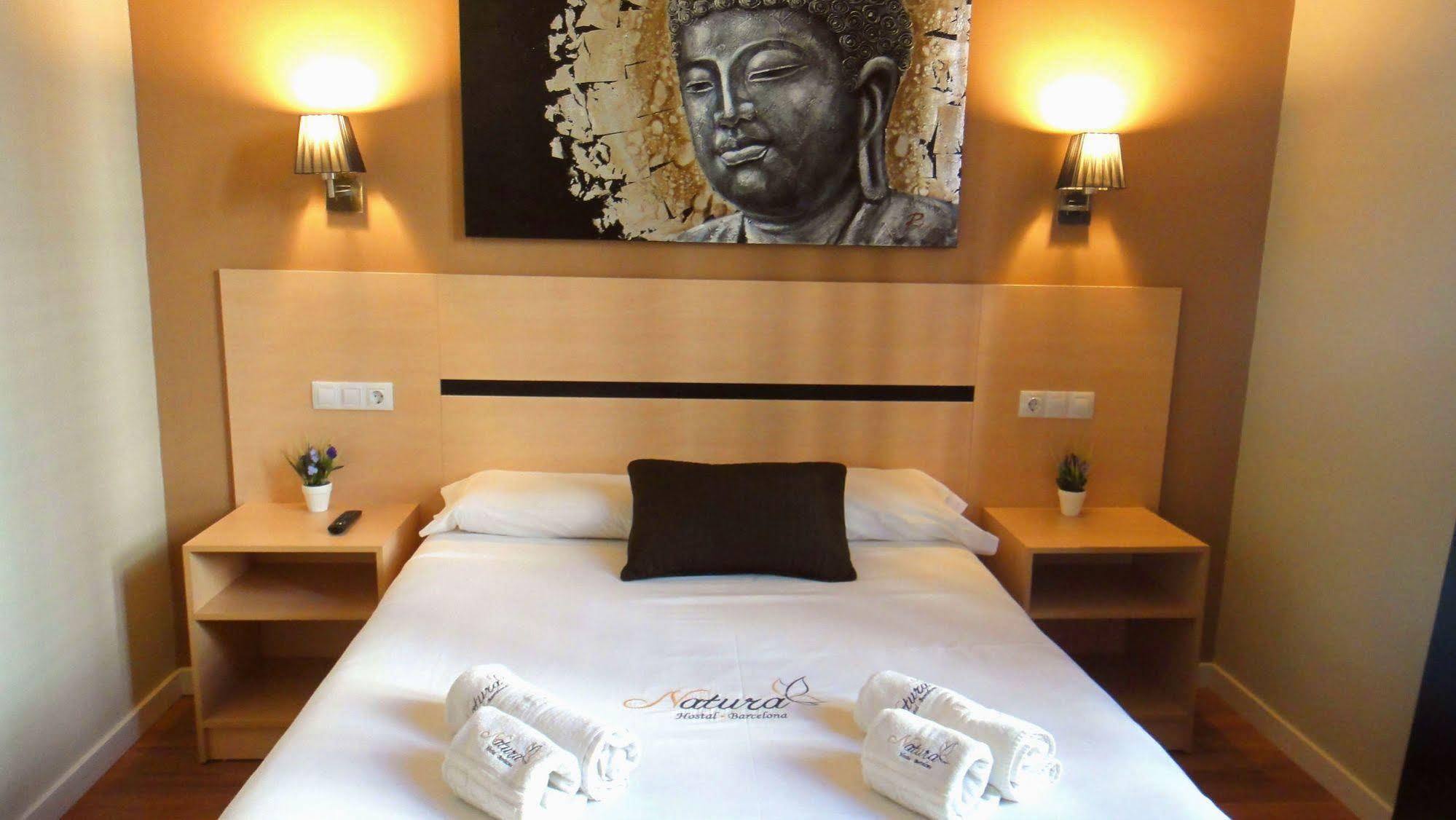 Natura Barcelona Hostal