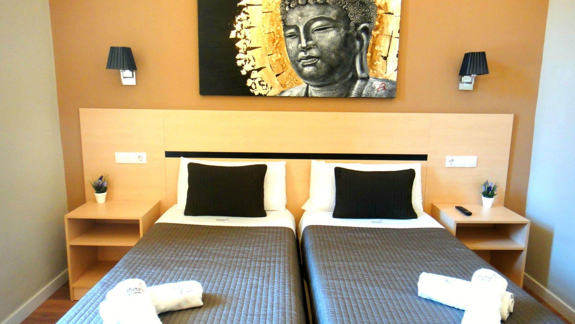 Natura Barcelona Hostal