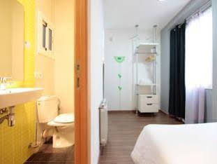 Nitzs Bcn Hostal
