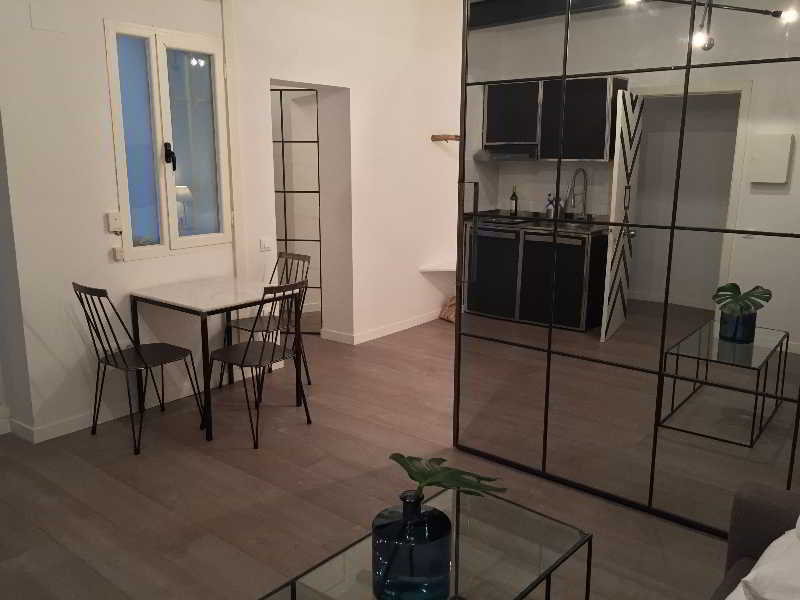No 5 - The Streets Apartments Barcelona