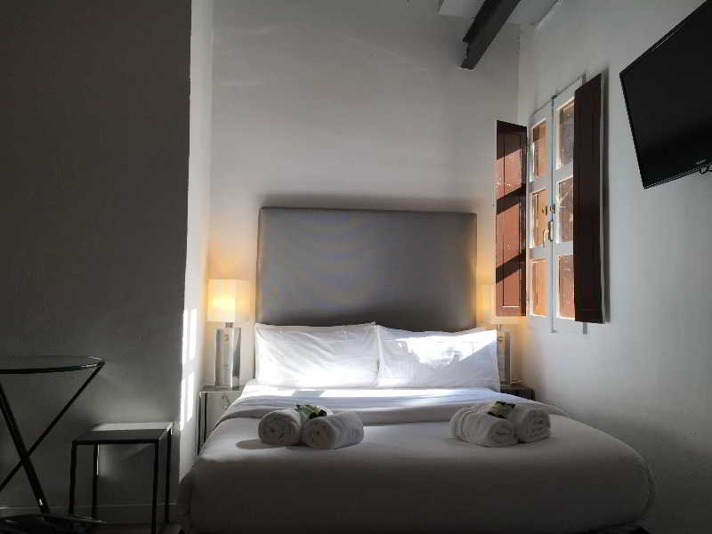 No 5 - The Streets Apartments Barcelona