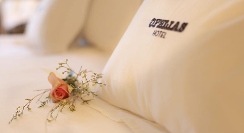 Ofelias Hotel