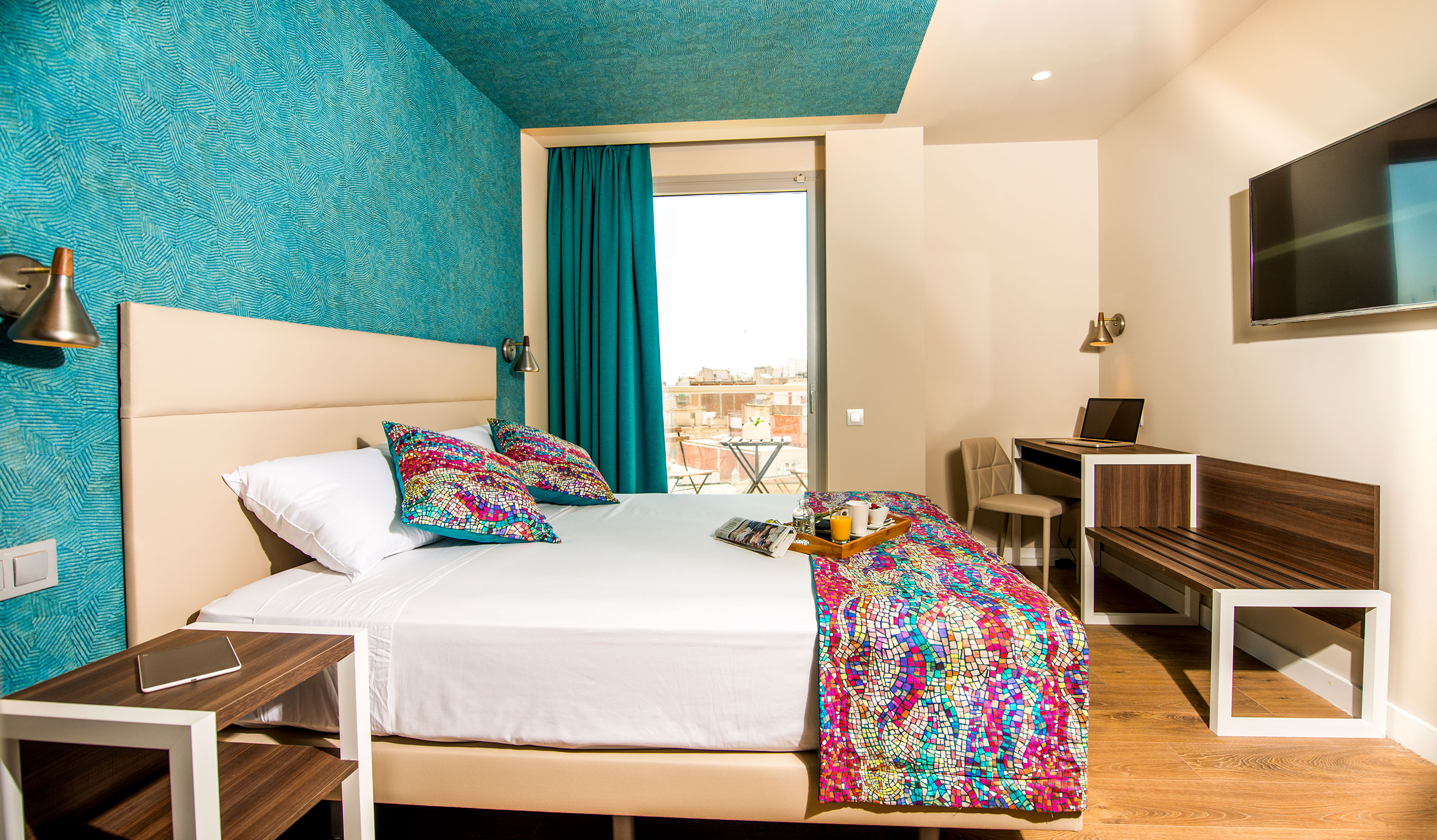 Arya Stadium Hotel