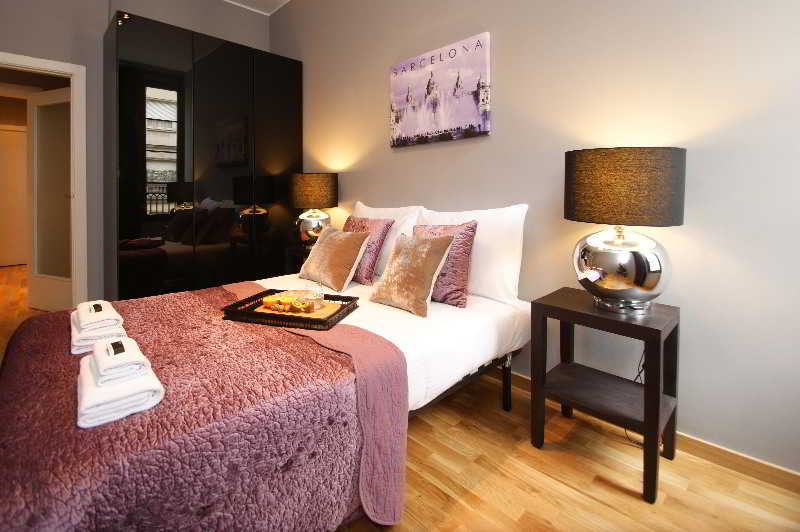 Paseo de Gracia Apartments